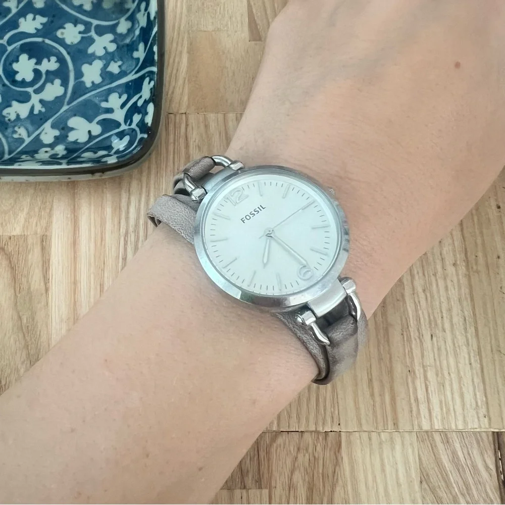 Fossil ladies triple strap brown leather bracelet watch NEW BATTERY